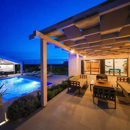 Splendid In Poljica Brig With Private Pool *